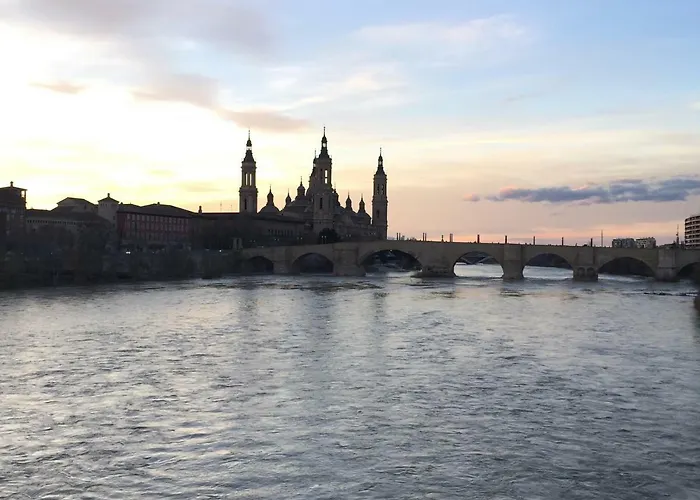 San Lazaro Apartment *