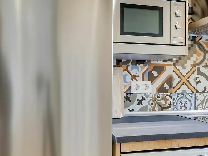 San Lazaro Apartment *